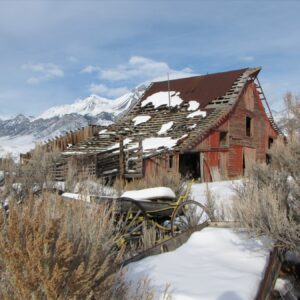 An old Idaho barn in the snow